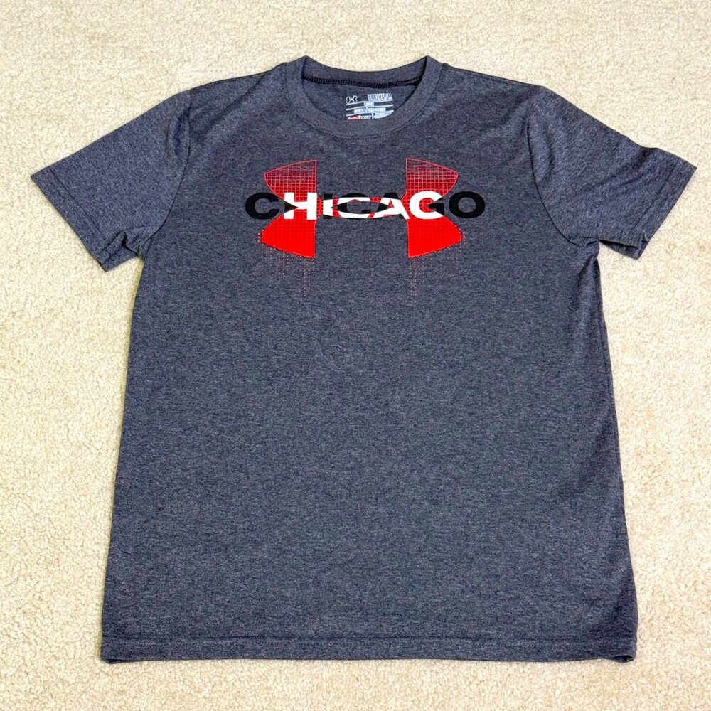 Under Armour - Chicago - Boys Heat Gear - Loose First - T-Shirt - Size Medium